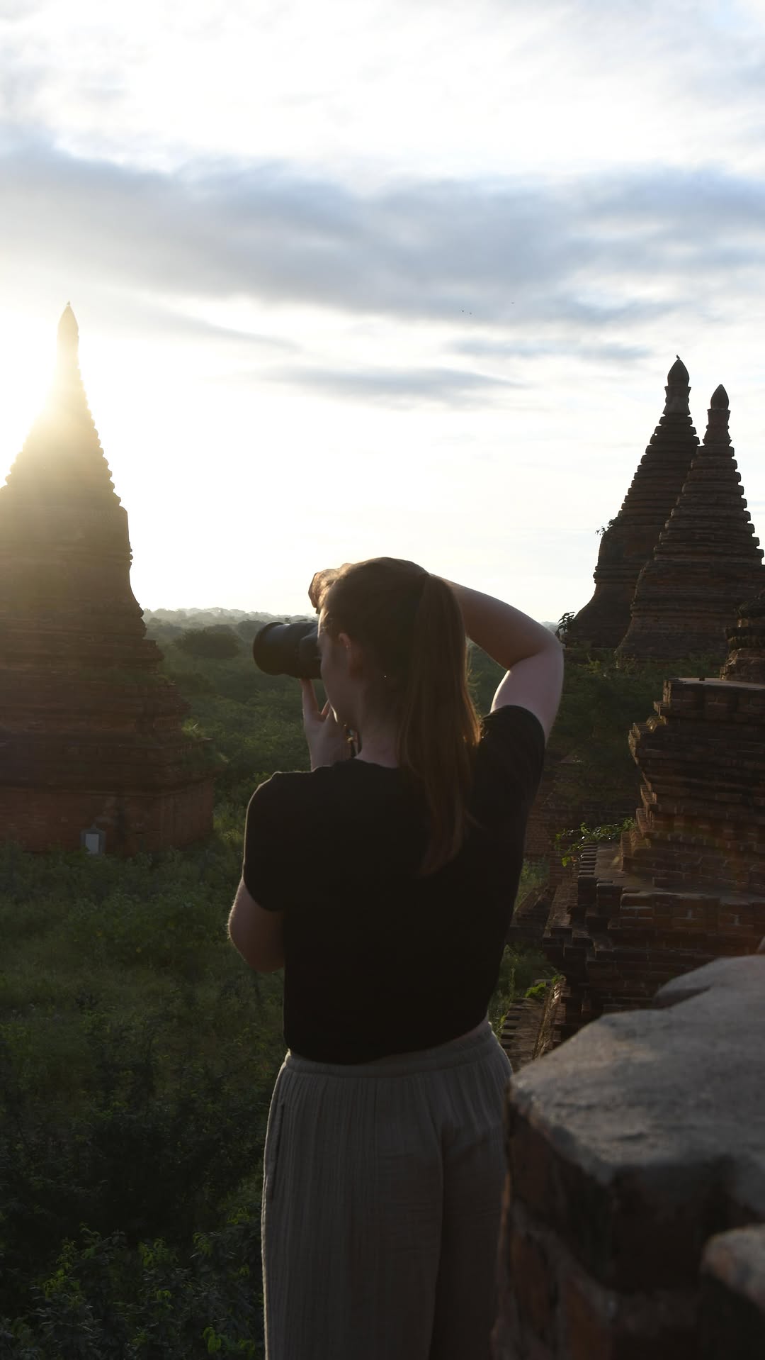 el • adventure travel, Old Bagan