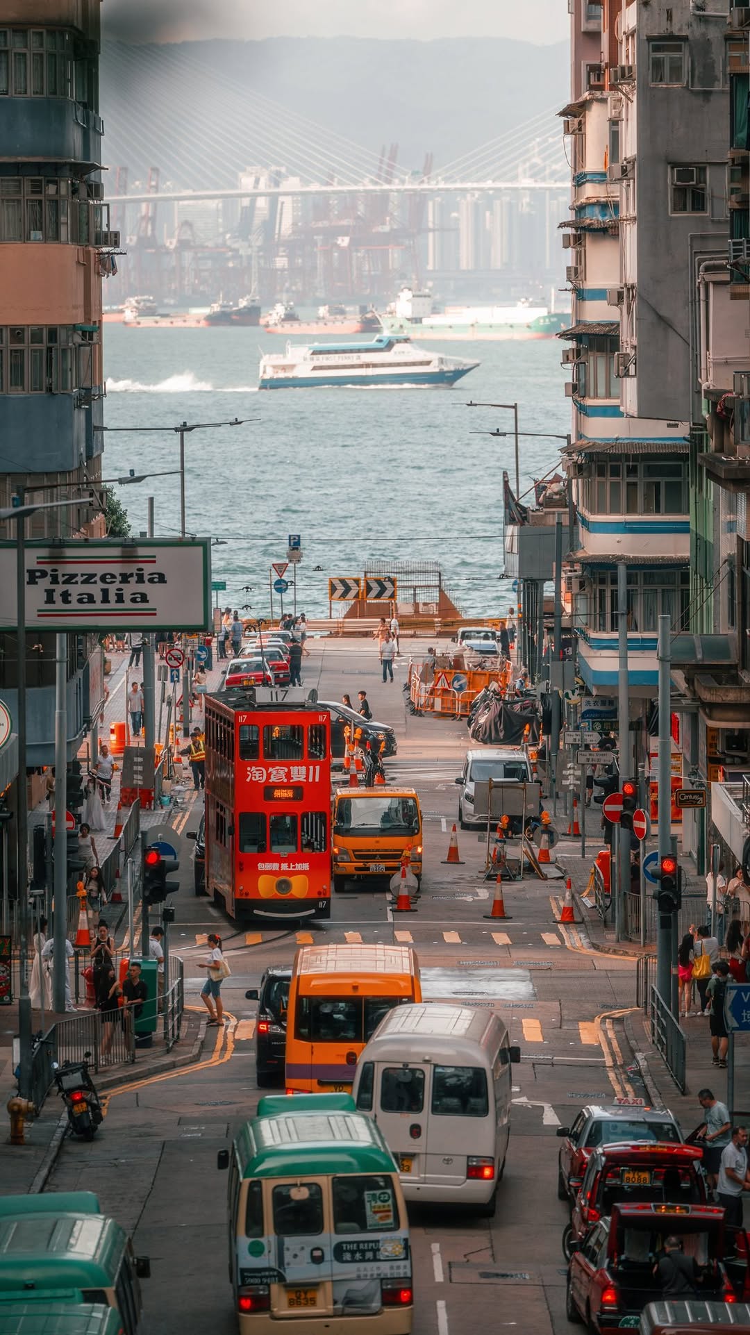 Andrei Kostromskikh, Pizzeria Italia - Sai Ying Pun