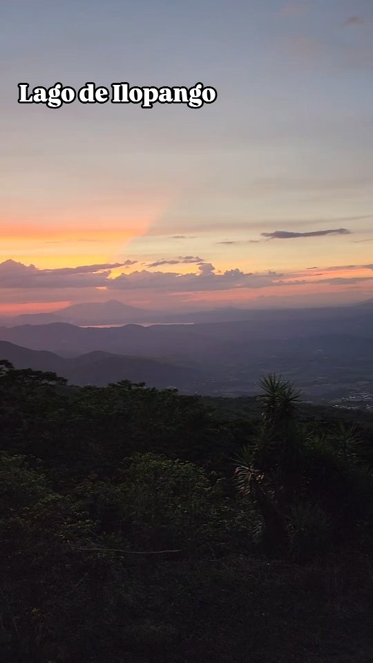 AdventureLensViews, Lake Ilopango