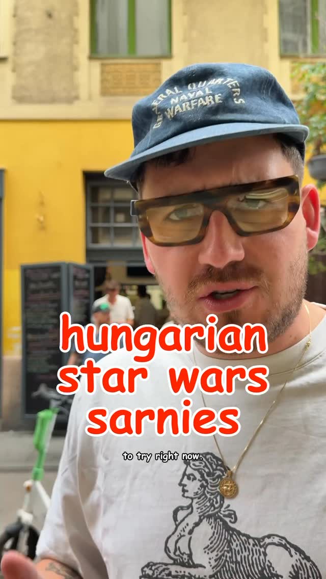 Willy, Heroes' Square