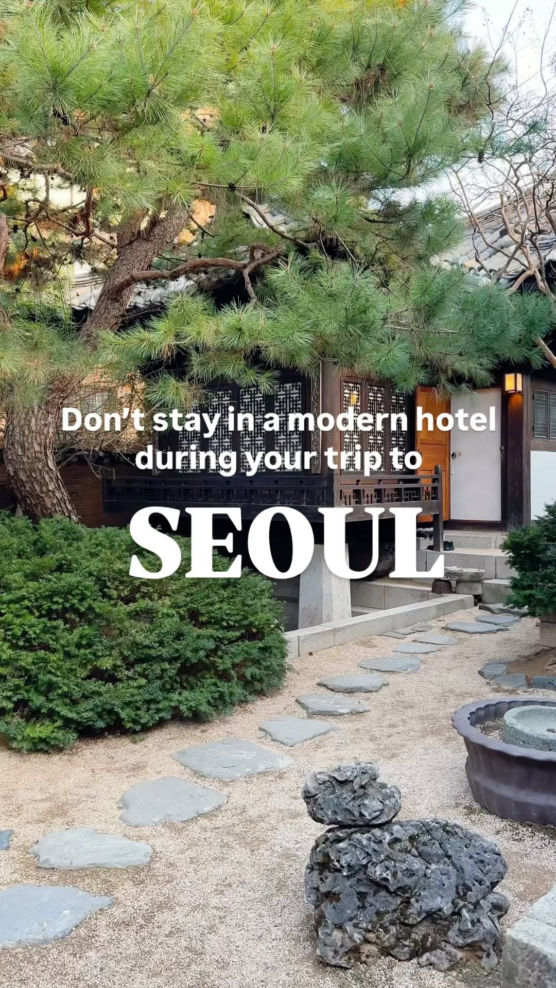 MICHELLE ✈︎ California Based Travel Blogger, Bukchon Hanok Village