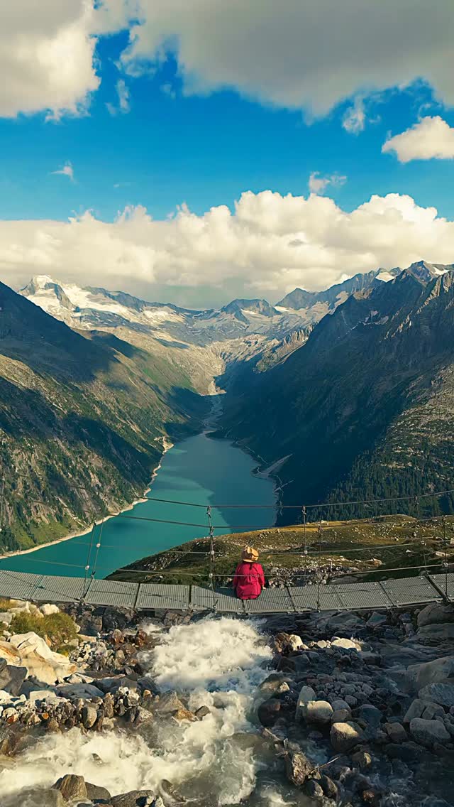 Diya | Outdoor Travel & Roadtrips, Olpererhütte