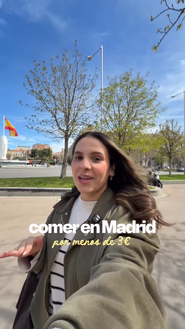 María Cordovez, Plaza de Colón