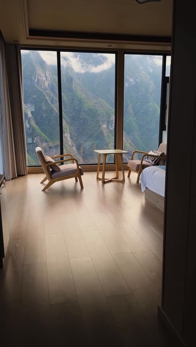 Marcus & Chelsey, Tiger Leaping Gorge