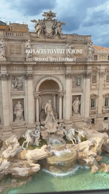 Elena Asiminei | Travel Creator, Altar of the Fatherland