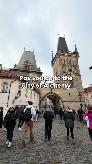 Taylor Reynolds, Prague Astronomical Clock