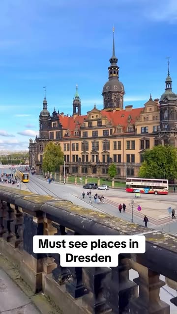 Travel with N., Zwinger