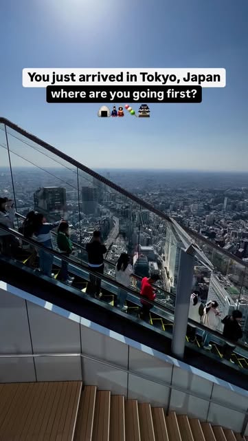 Marisa and Brett | adventure travel couple, Shibuya Scramble Crossing