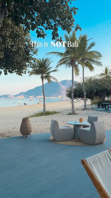 Amba Sambasivan | Travel Creator | Dubai, Pentagon Cafe - Khor Fakkan