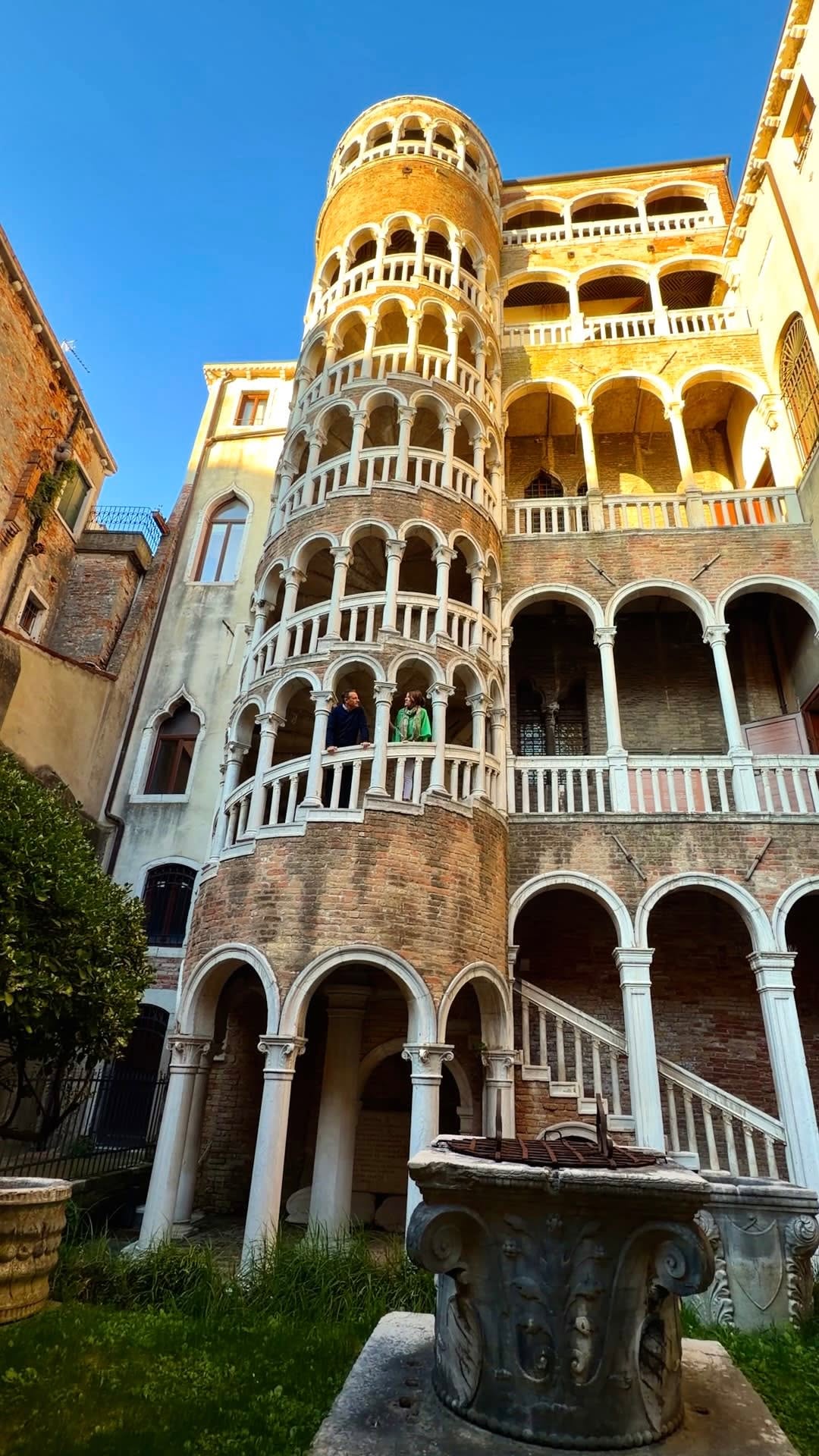 Fiji & Rico Cruise and Travel, Scala Contarini del Bovolo
