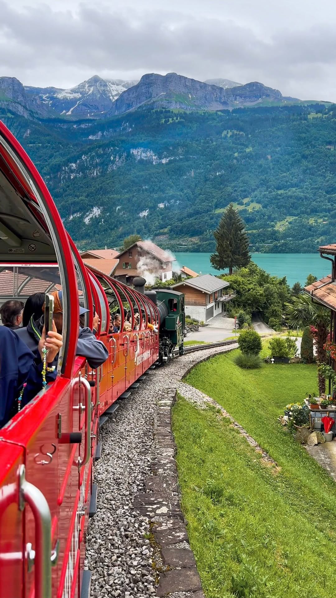 Palak | Travel Creator, Brienzer Rothorn