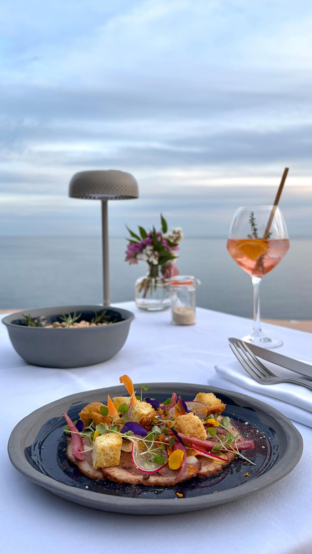 Marine Desboudard, Hotel Royal-Riviera