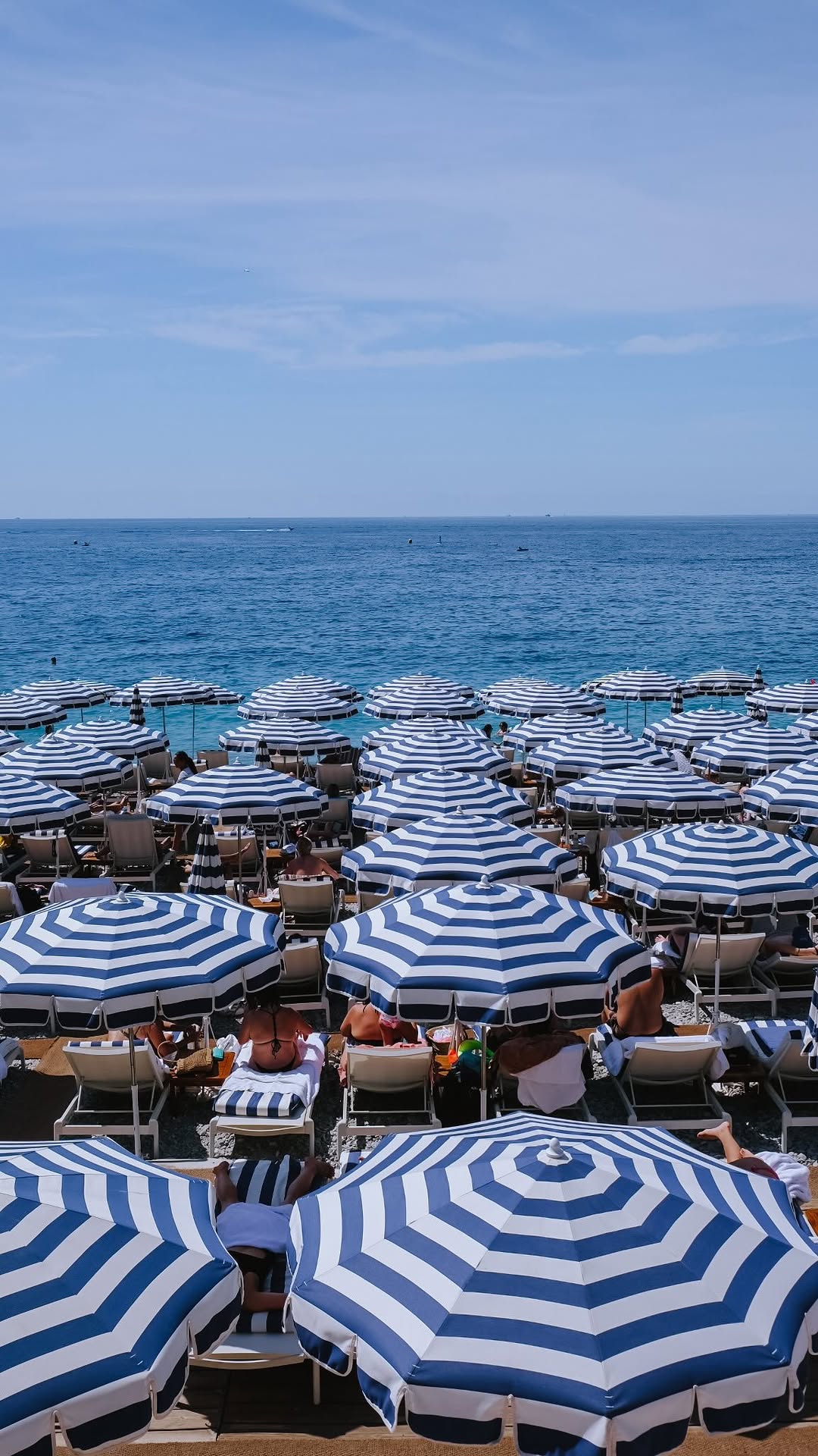 Kirsty | Solo Travel Over 40, Antibes