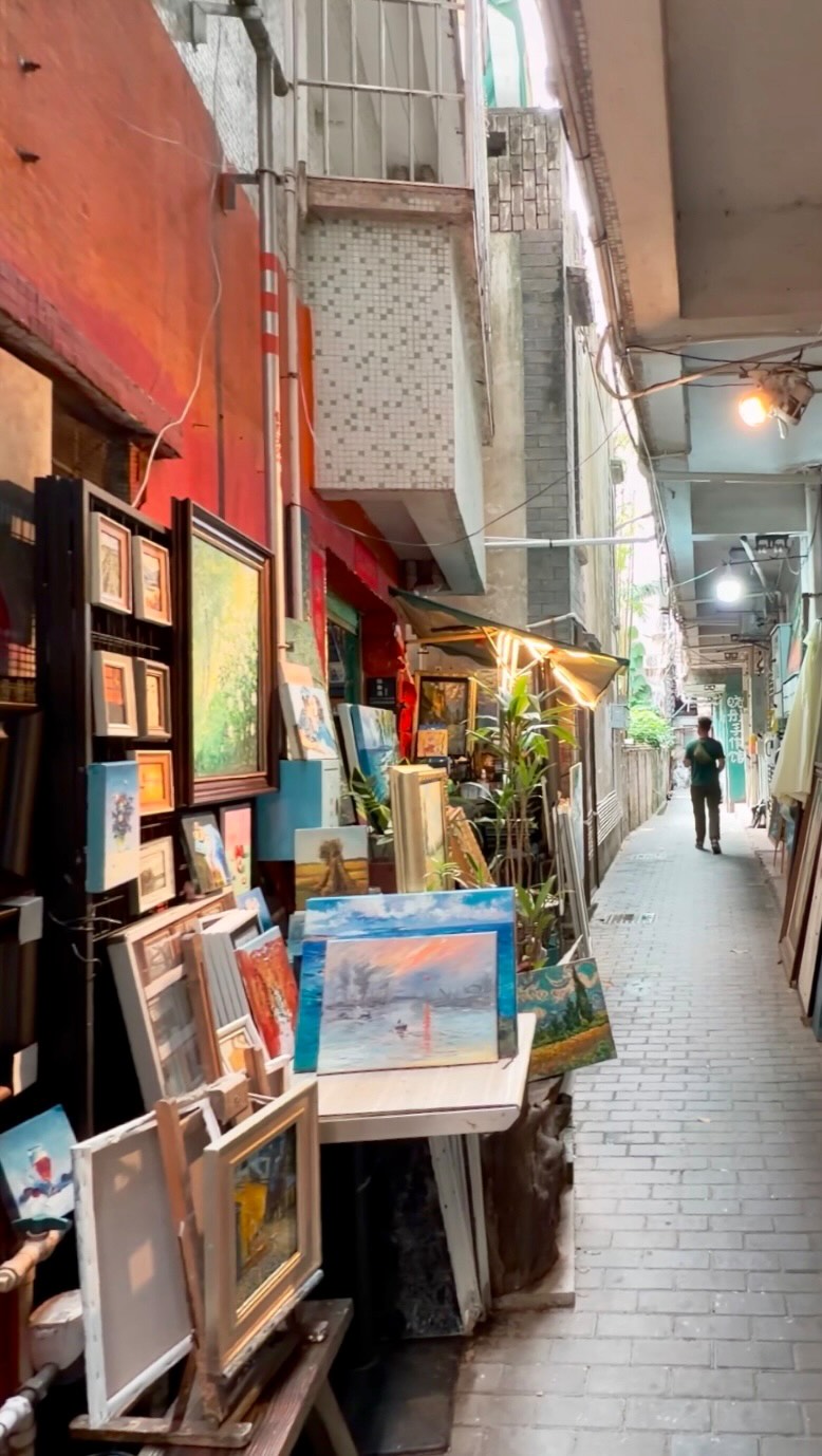 Archimarathon, Dafen Oil Painting Village