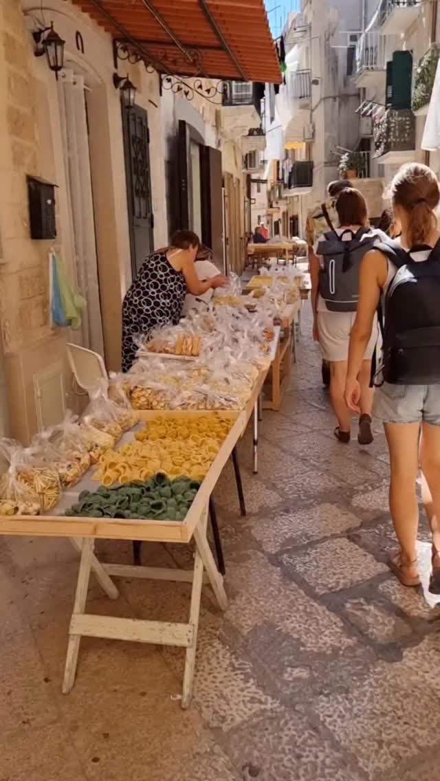 ITALIAN FOOD RECIPES 🇮🇹🍝🎥, Largo Albicocca - Piazza degli Innamorati