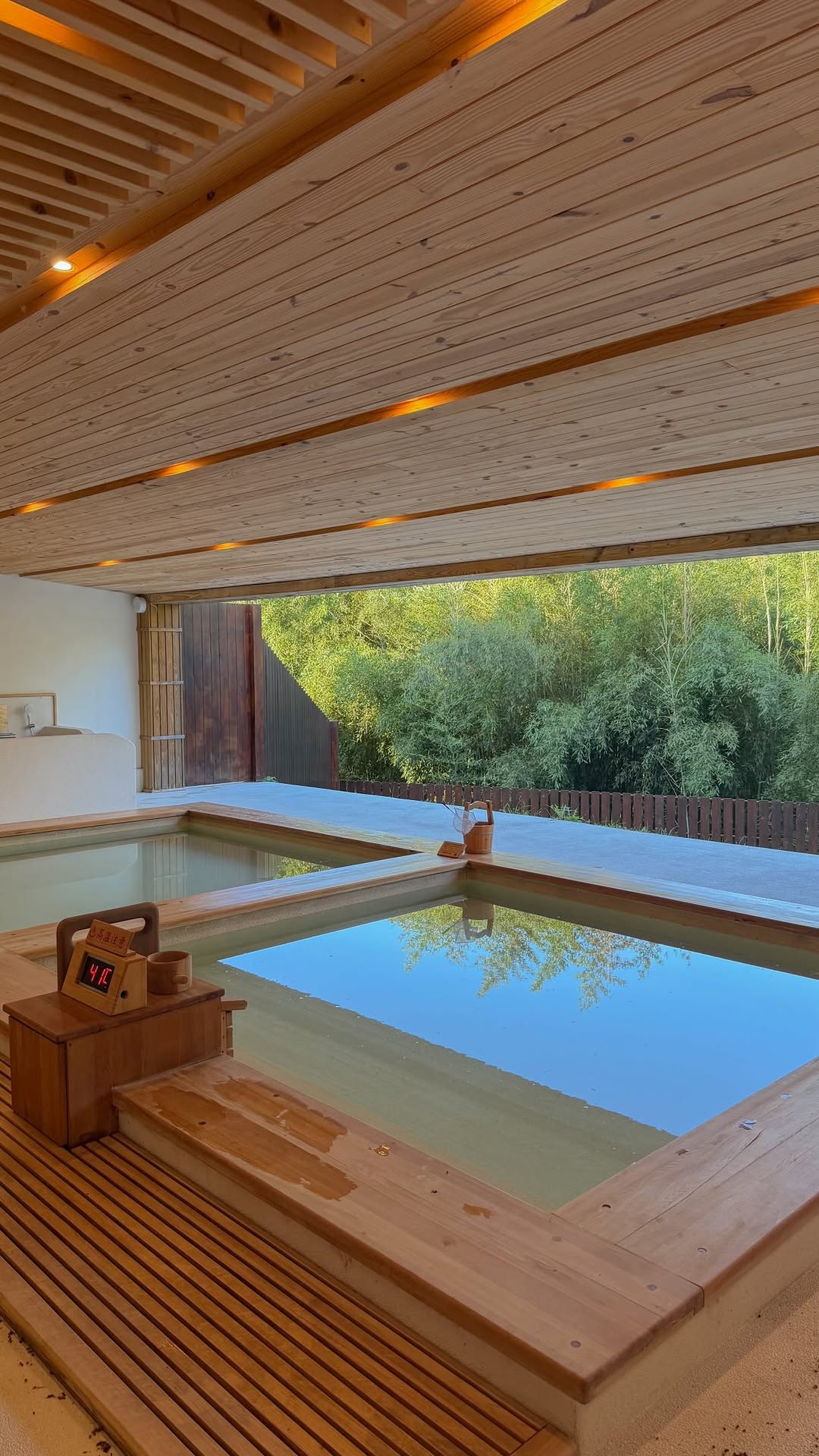𝐓𝐫𝐚𝐯𝐞𝐥 𝐭𝐡𝐞 𝐰𝐨𝐫𝐥𝐝 | 𝟖𝟗 𝐜𝐨𝐮𝐧𝐭𝐫𝐢𝐞𝐬 🌍, Luofu Hot Springs