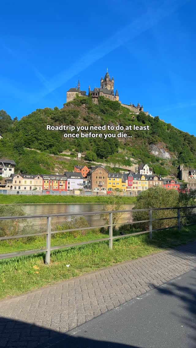 Isabella Sommer | Solo Travel, Bacharach