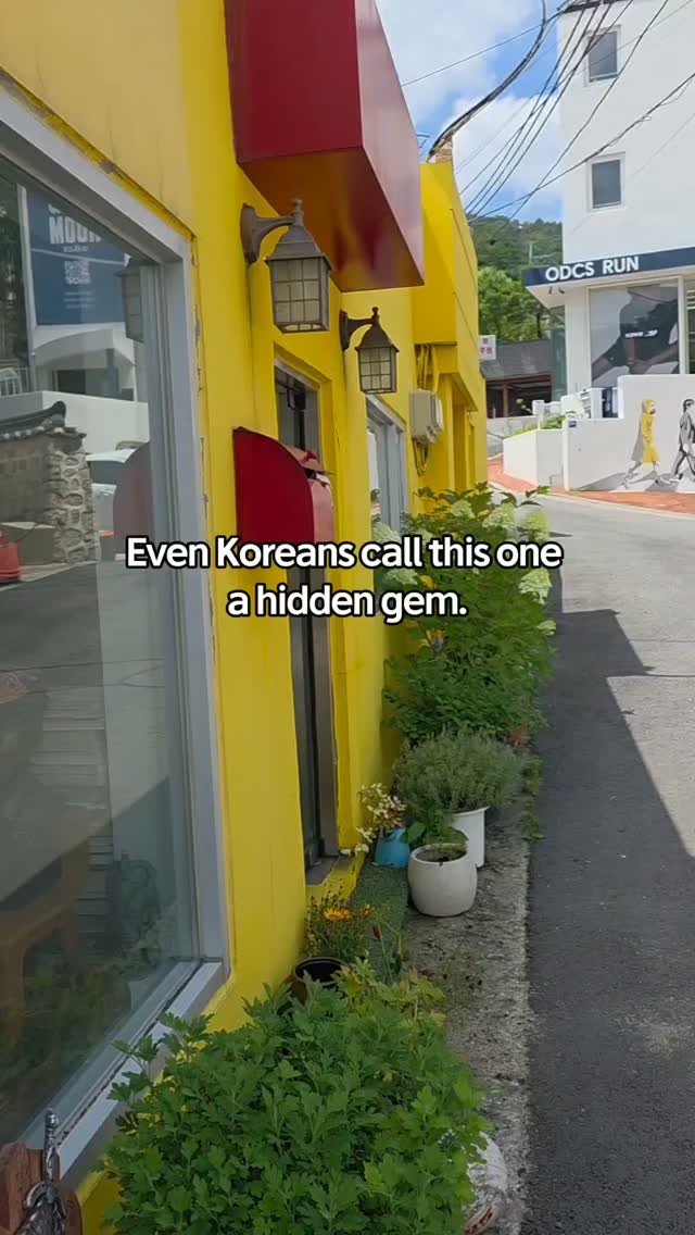 Seoul Slowly · Local Walks, Buam-dong