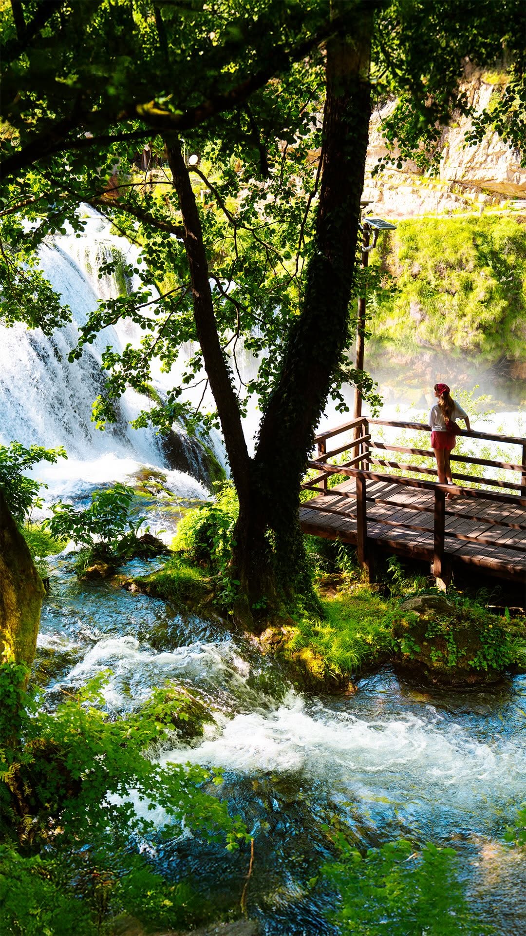 Hannah & Nick / Travel Bloggers / 🇳🇱, Bihać