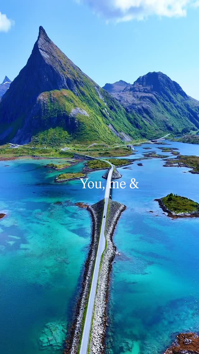 KRISTIN + DAVID | 🥾 Outdoorsy World Travel + Hiking, Lofoten