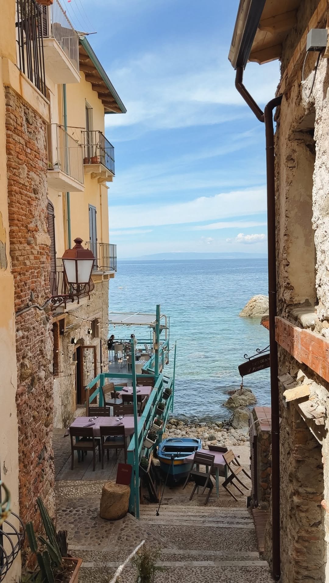 Serafima | lifestyle & family creator in Switzerland, Castello Ruffo di Scilla