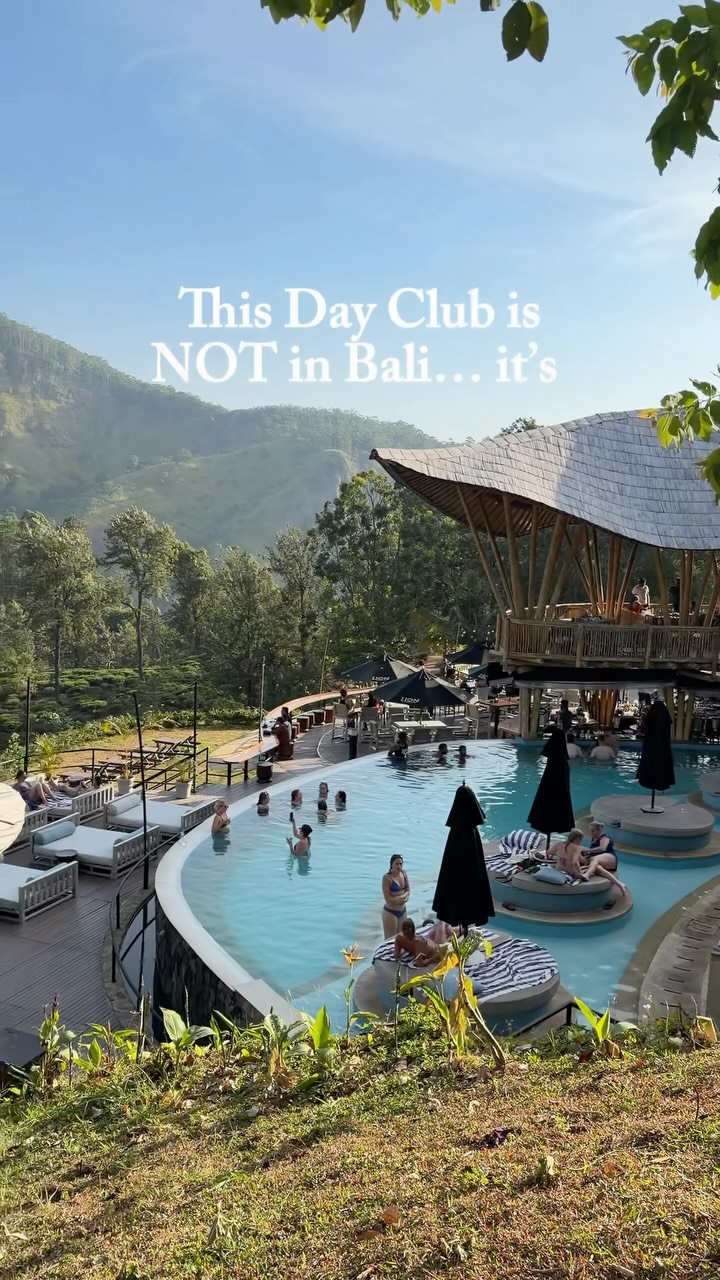 Travel & Lifestyle Creator + Tips for The-SavvyTourist.com, Ravana Pool Club