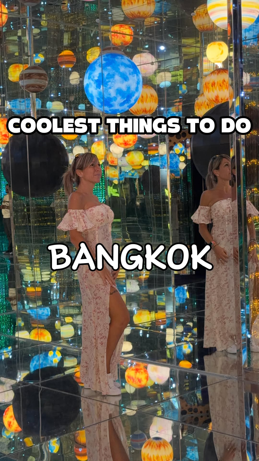 Sophie |  🇻🇳 Vietnam Travel & Life, Rajadamnern Muay Thai Stadium