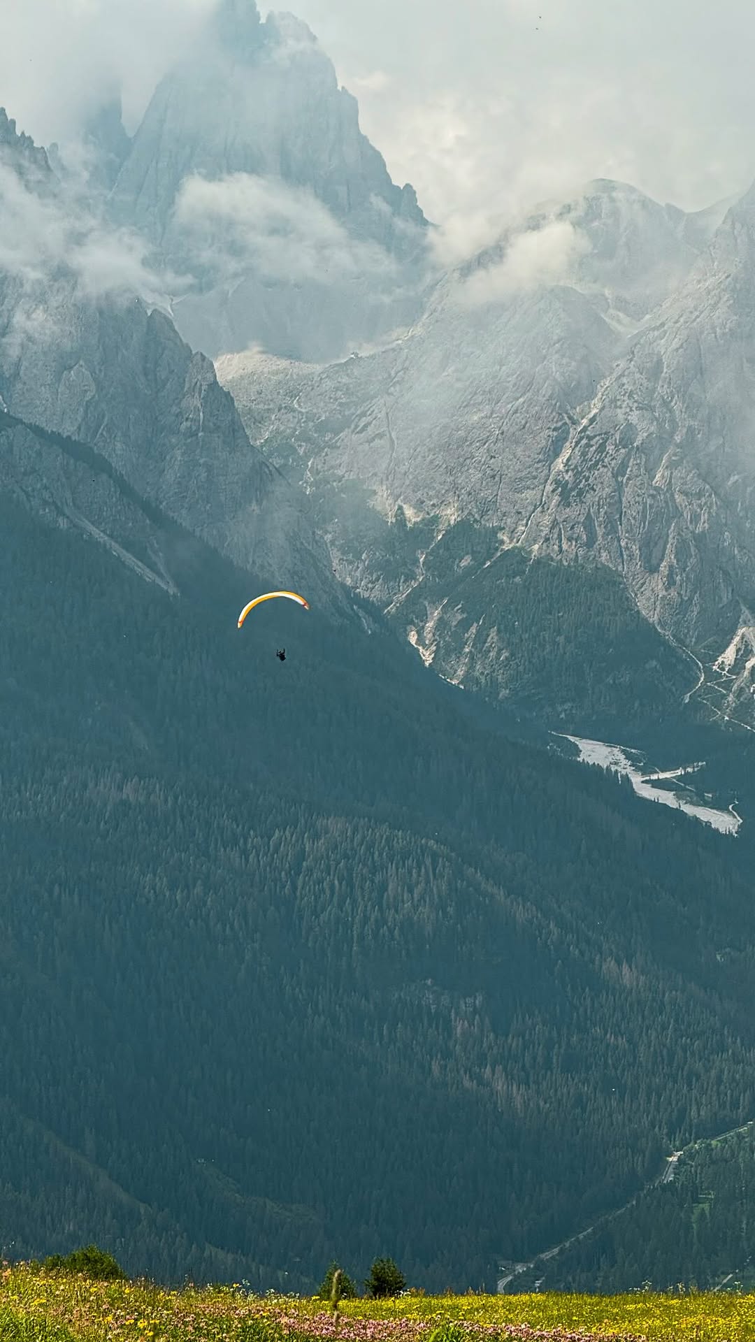 Harry & Lydia | Adventure Travel Creators, Pragser Wildsee