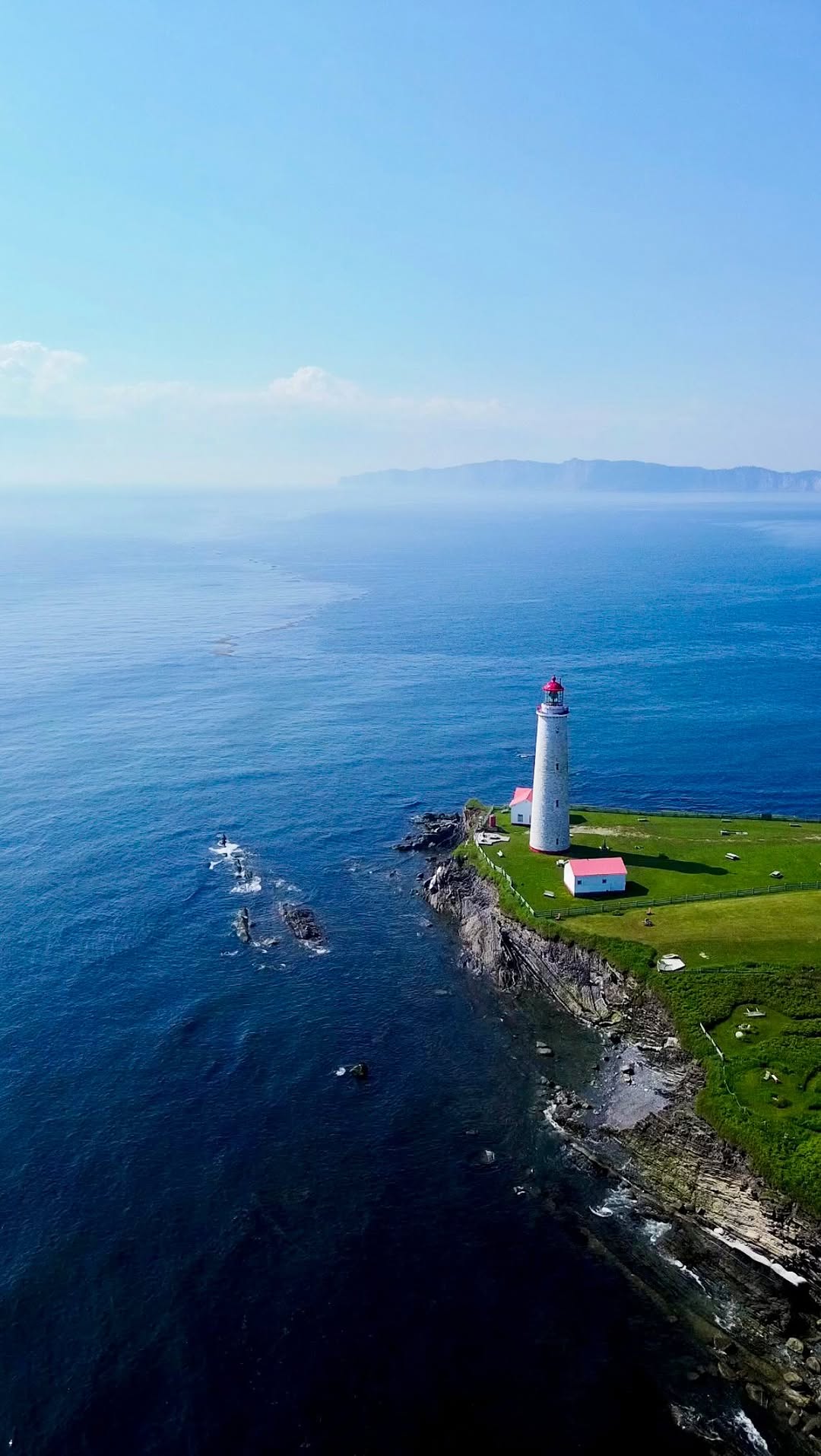 Astha & Kunal | Travel Couple, Percé Rock