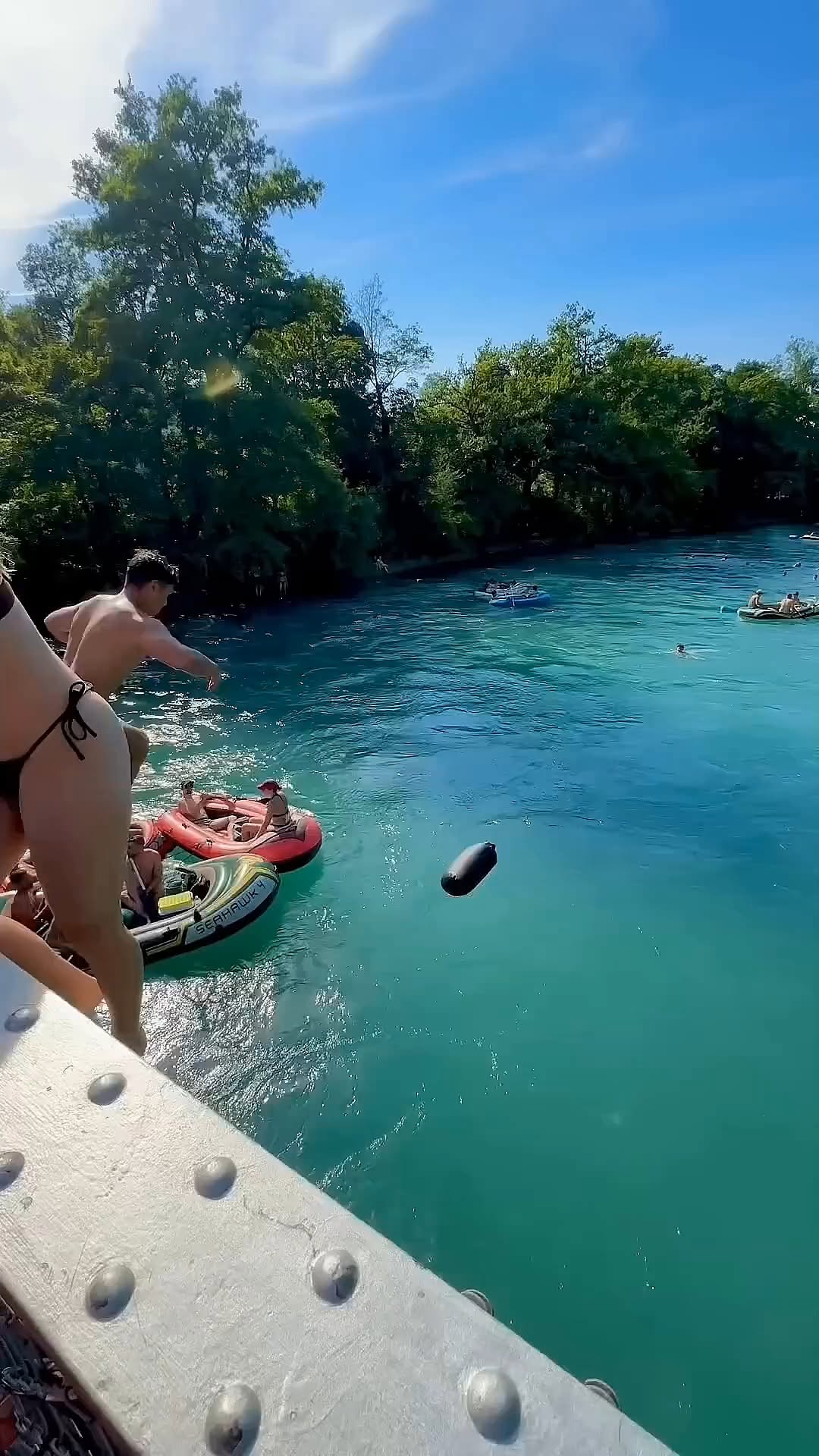 Travel Zone, Aare