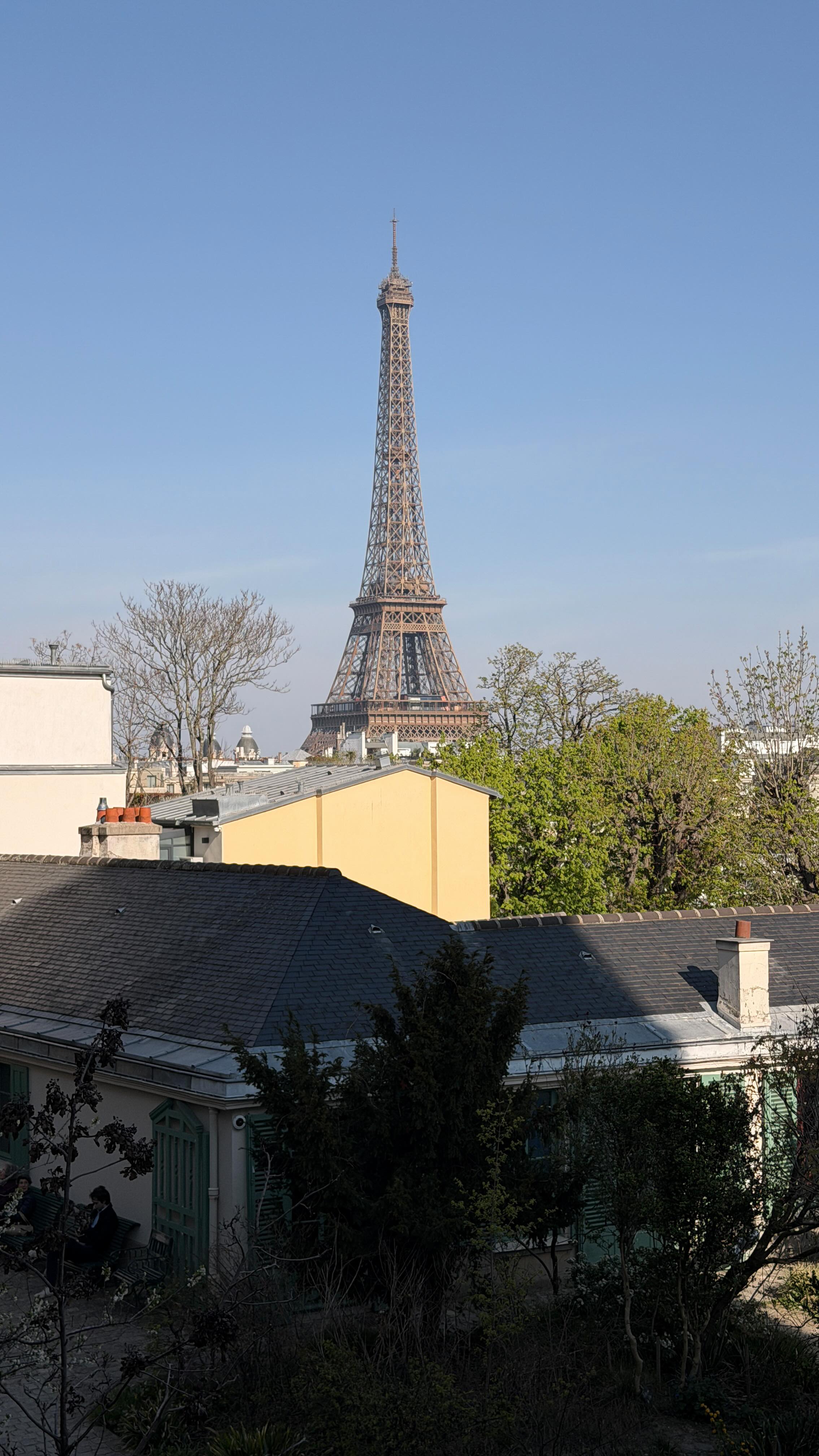 Linh | Travel & Lifestyle, Eiffel Tower