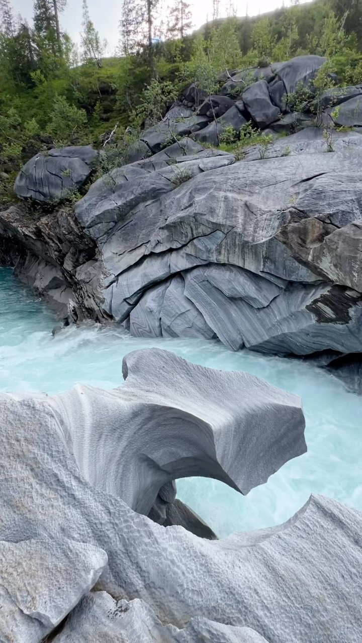 Svandis Omarsdottir | Nordic Adventures, The castle of marble