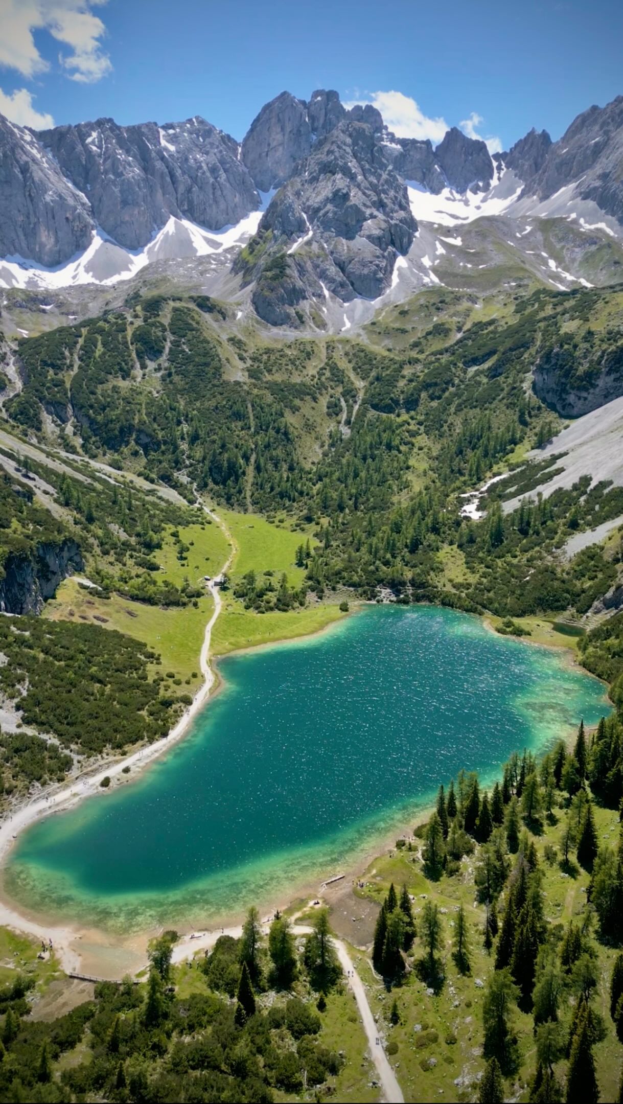 Jordan and Emily Dean | Travel Couple, Seebensee