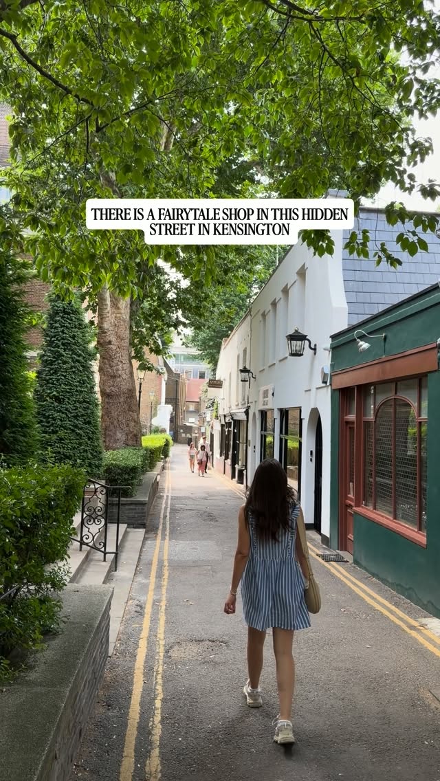 Pretty Little London, Fable and Mirth