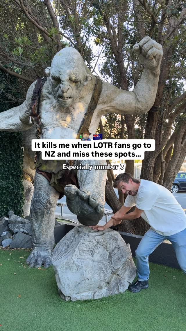 Britt & Mitch ✈ Australian Travel Creators, Hobbiton™ Movie Set Tours
