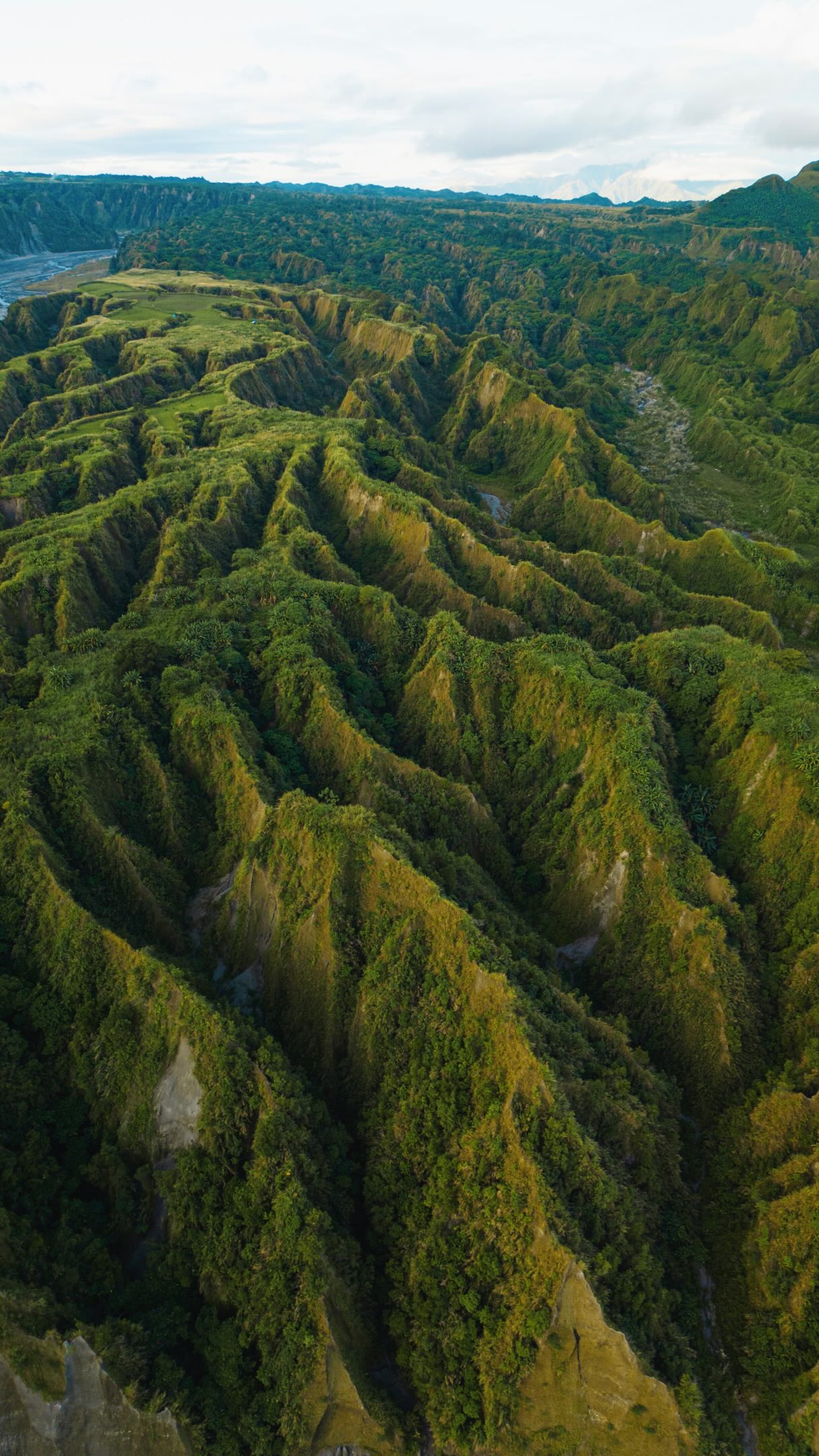 Nicko Melendres | Travel Creator | Philippines, Mount Pinatubo