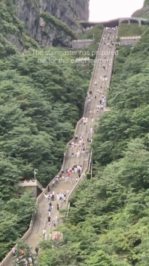 Renata Sasková, Tianmen Fairy Mountain （North Gate）