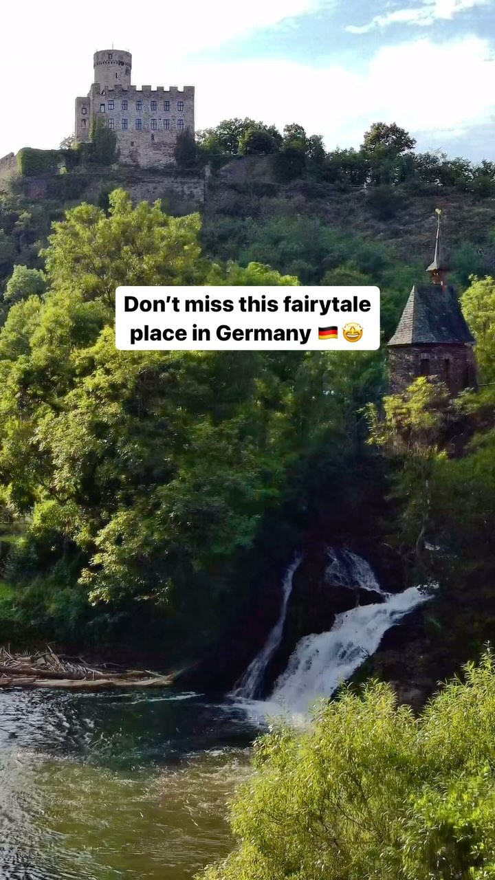 Ryne Cook & Denise Cook | Outdoor Travel, Eltz Castle