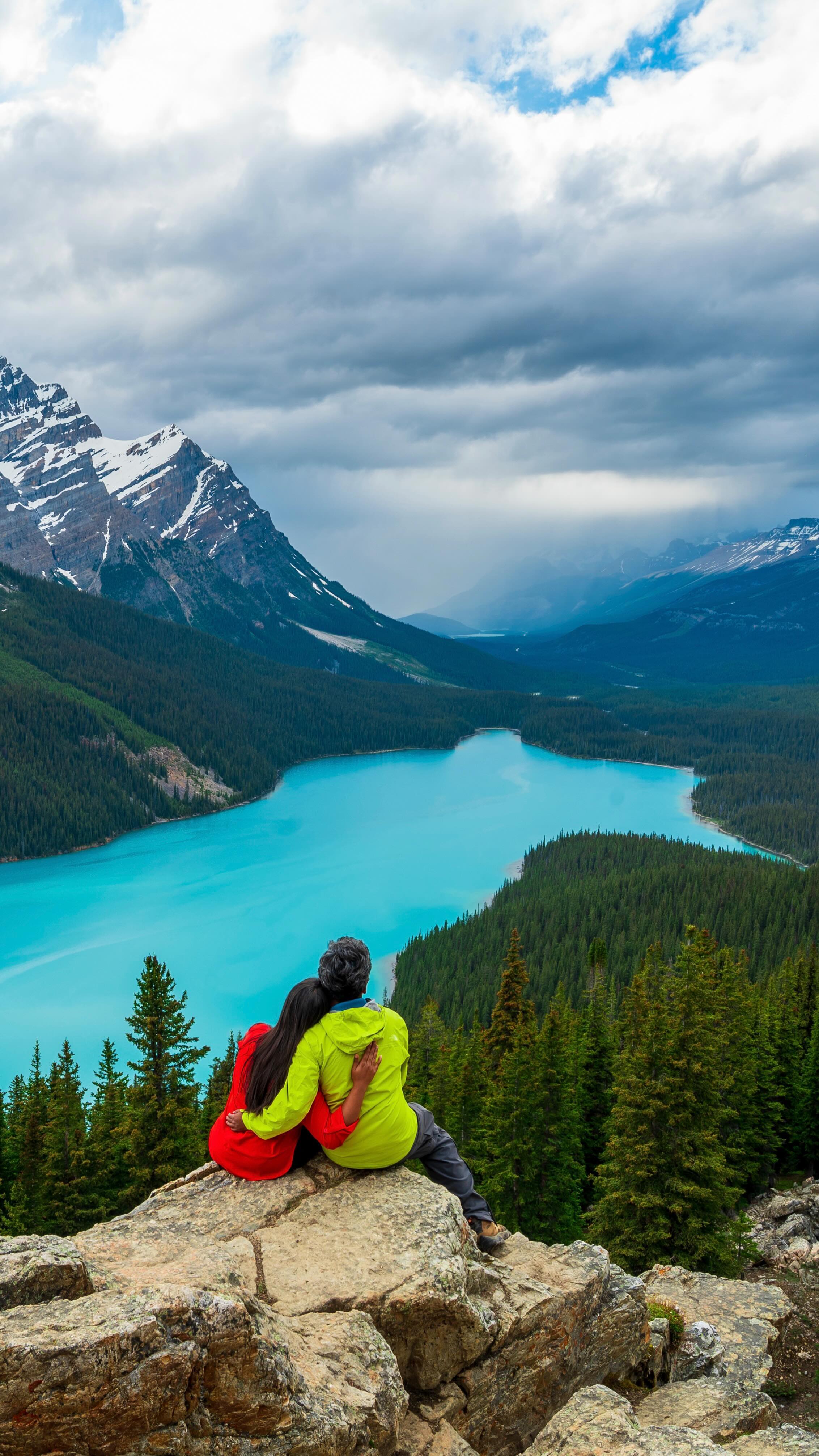 Nishat & Musa | Adventure Travel Photographers, Lake Louise