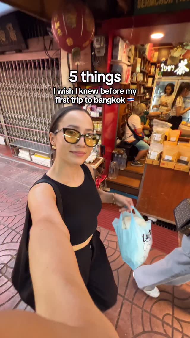 Emilie Pomeroy, Khaosan Road