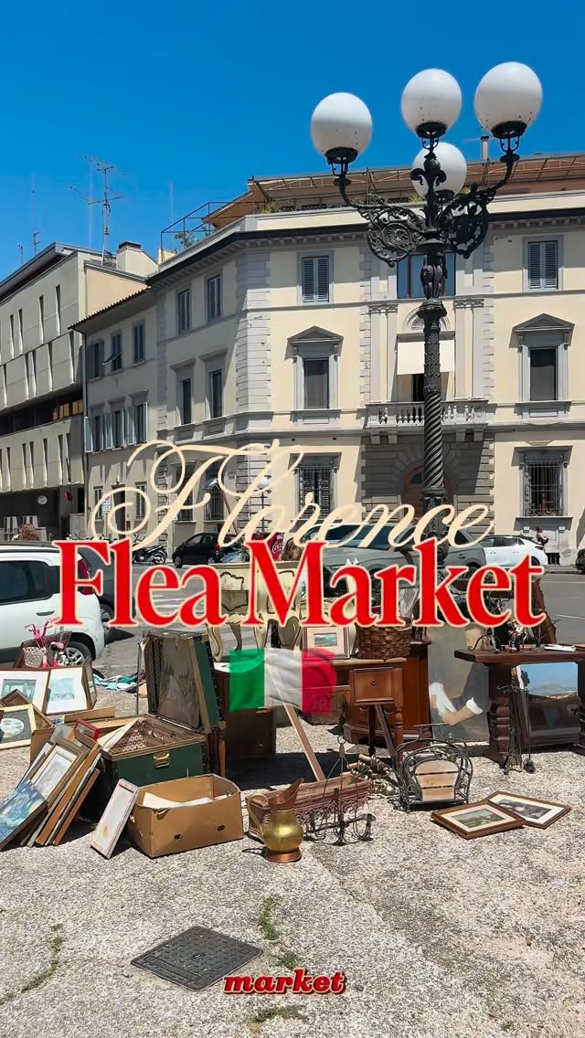Ellie 💋 The Vanity Case, Piazza Santo Spirito Flea Market
