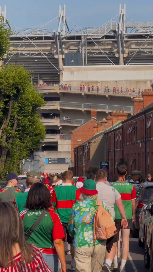 Kirsty | Irish Travel Adventures | Life Coach, Croke Park