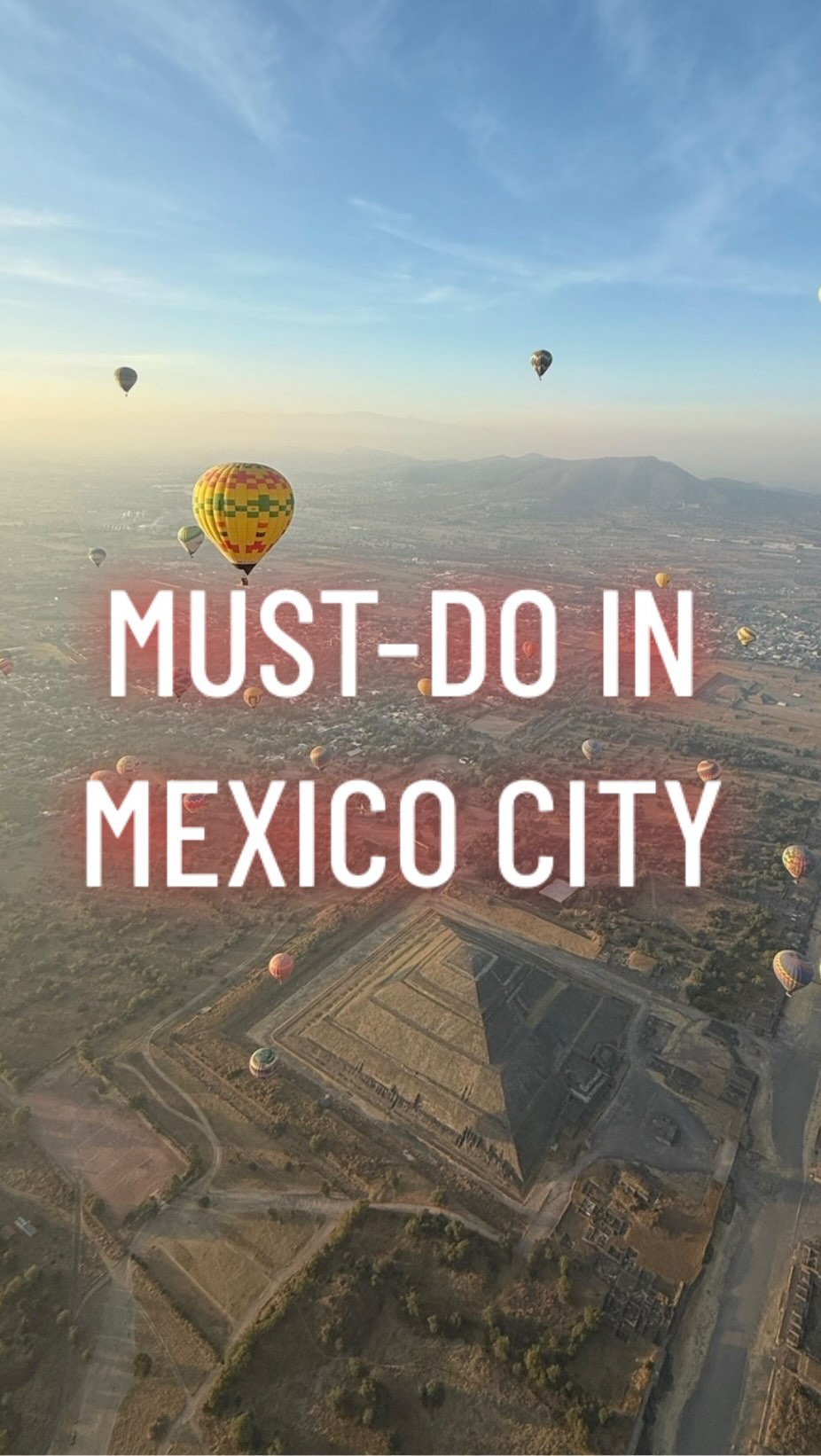 Megan 🍓 Solo Female Travel | Digital Nomad, Zócalo