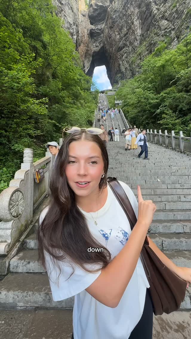 Ellen Barron | Travelling The World, Tianmen Mountain