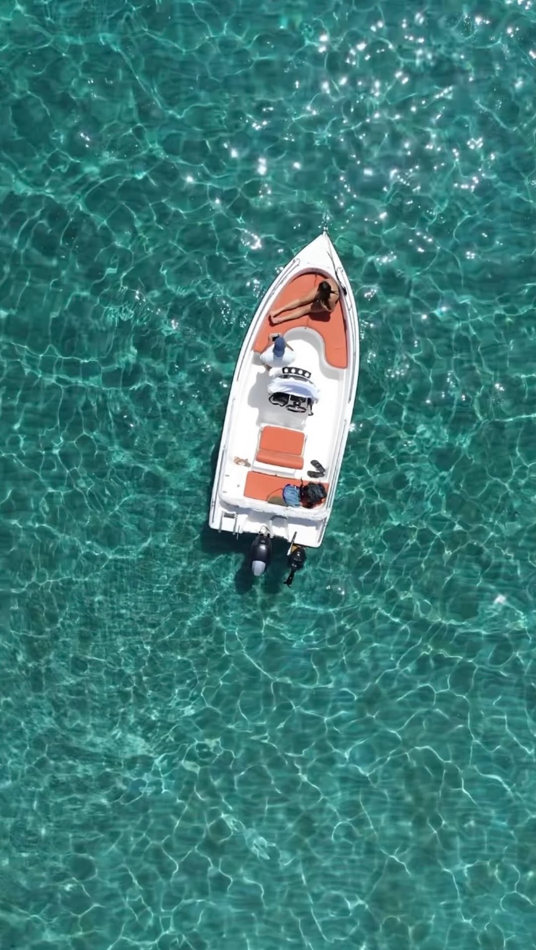ABS & TIJS - DIGITAL NOMADS, Sarakiniko Beach