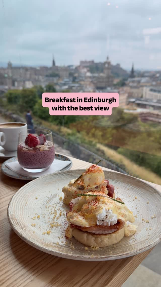 Yvette Morrissey - Scotland Travel Expert, Calton Hill