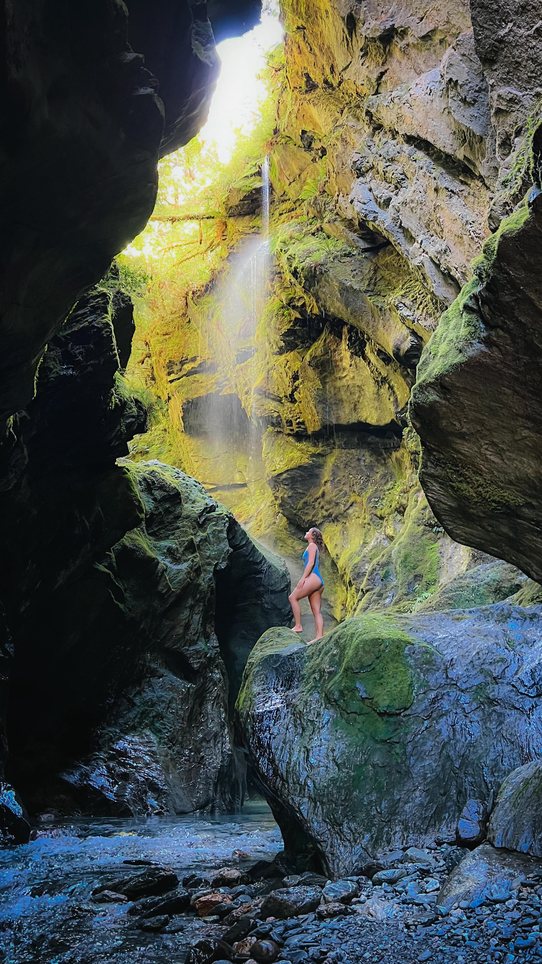Nicole | New Zealand Travel, Hiking & Outdoors, Queenstown