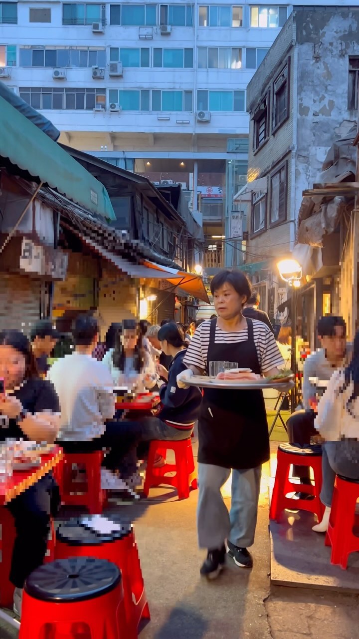 아먹, Daewon Restaurant