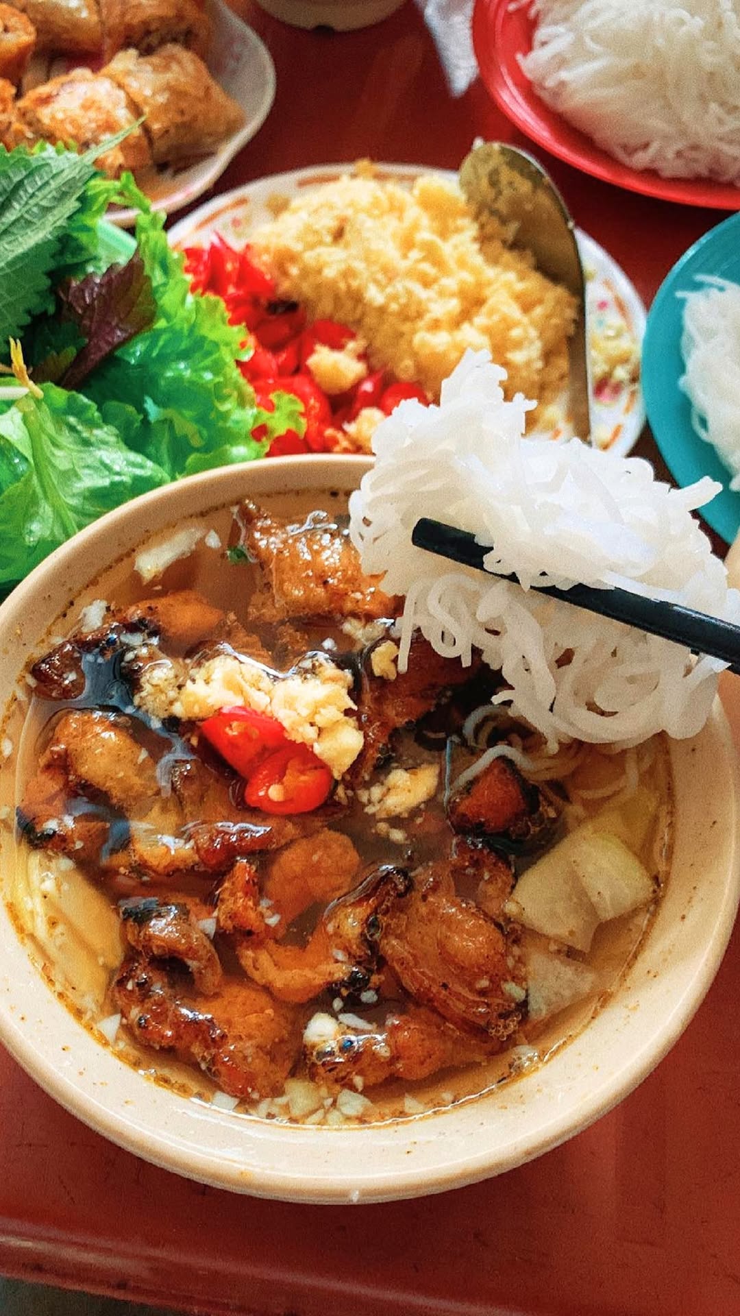 New Asia Tours Co. Ltd, Bún chả Hương Liên