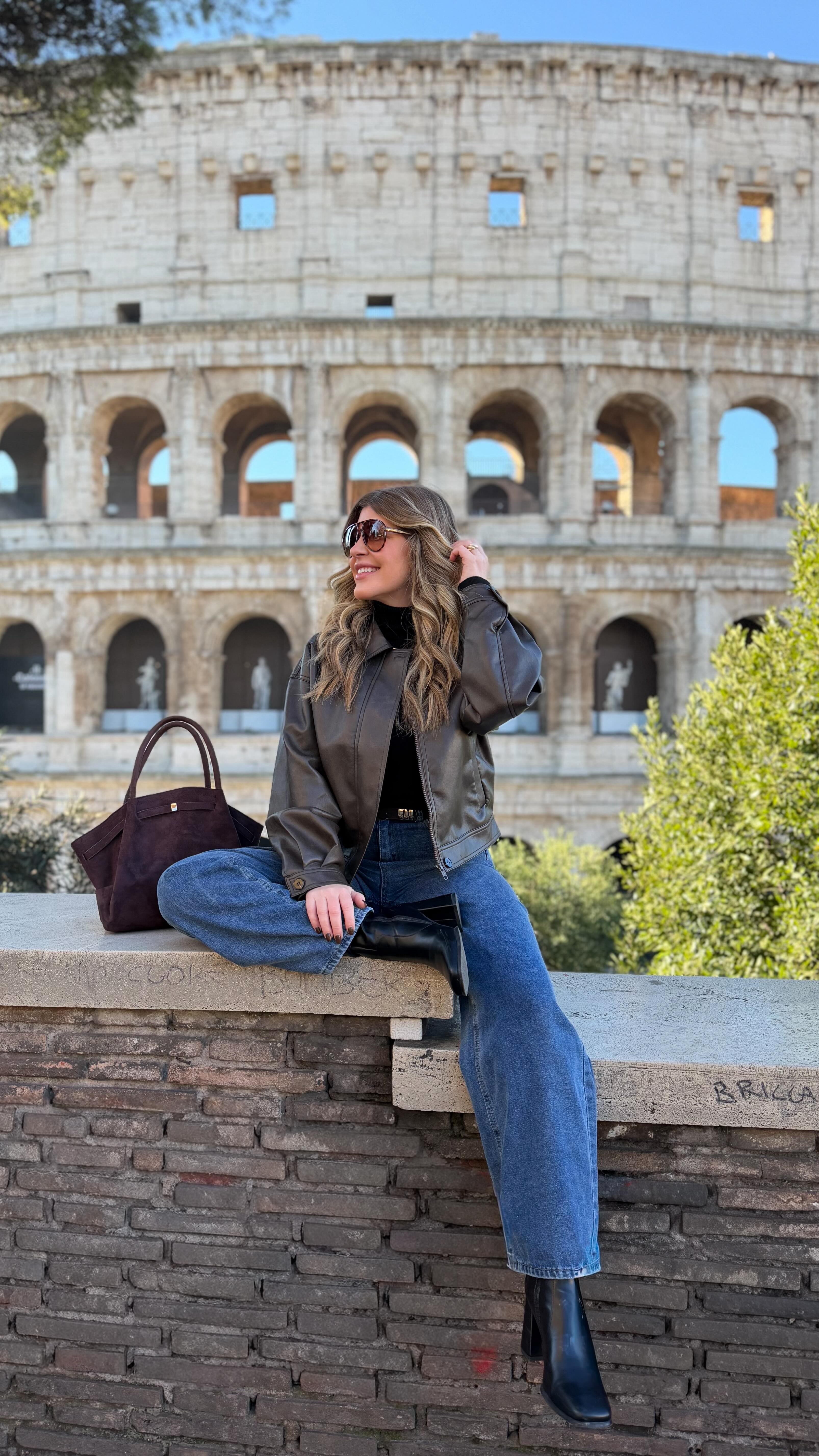 Bia | Travel & Lifestyle, Colosseum